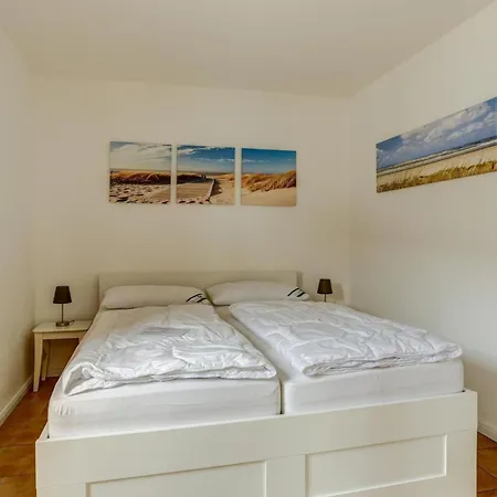 Fuer Vier Personen Im Erdgeschoss By Interhome *